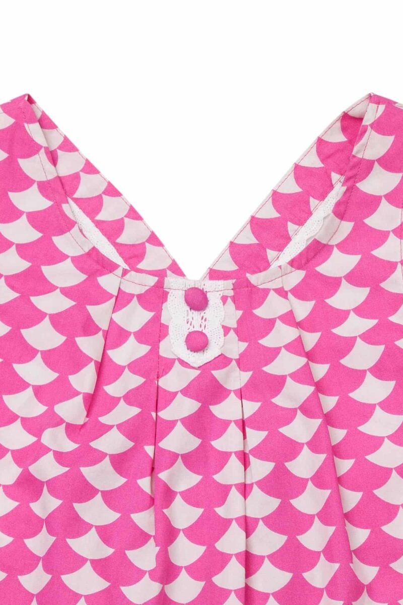 Blouse d'été en coton fantaisie rose et blanc bordé de fine dentelle blanche avec bretelles croisées dans le dos pour filles de 2 à 14 ans