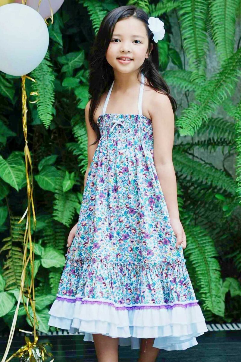 Découvrez cette Magnifique Robe de Cérémonie Longue Bohème Chic Fleurie Liberty Violet et Bleu